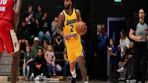 “多特蒙德31轮对决沃夫斯堡以6-0完胜，阿德耶米与贝尔林厄姆各进两球，紧追拜仁一分差距！”